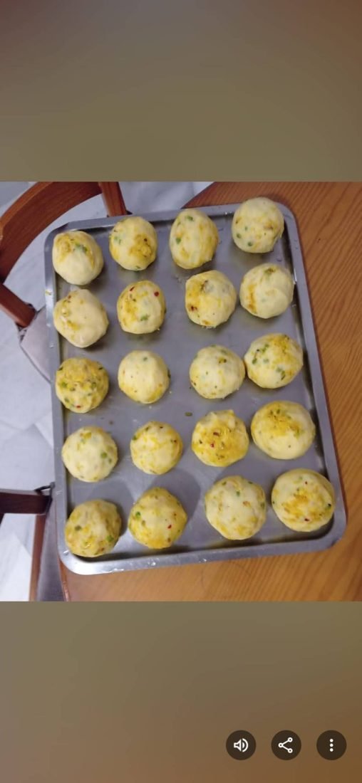 Papas rellenas listas para freír